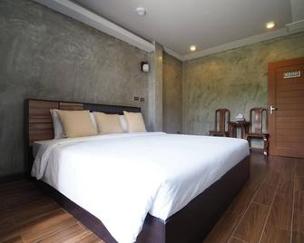 Wee Hostel - Kanchanaburi - Habitación