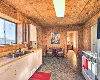1 Mi to Belton Lake Peaceful Temple Escape! - Temple - Kitchen