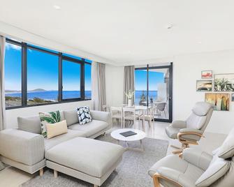 Breeze Mooloolaba - Mooloolaba - Living room
