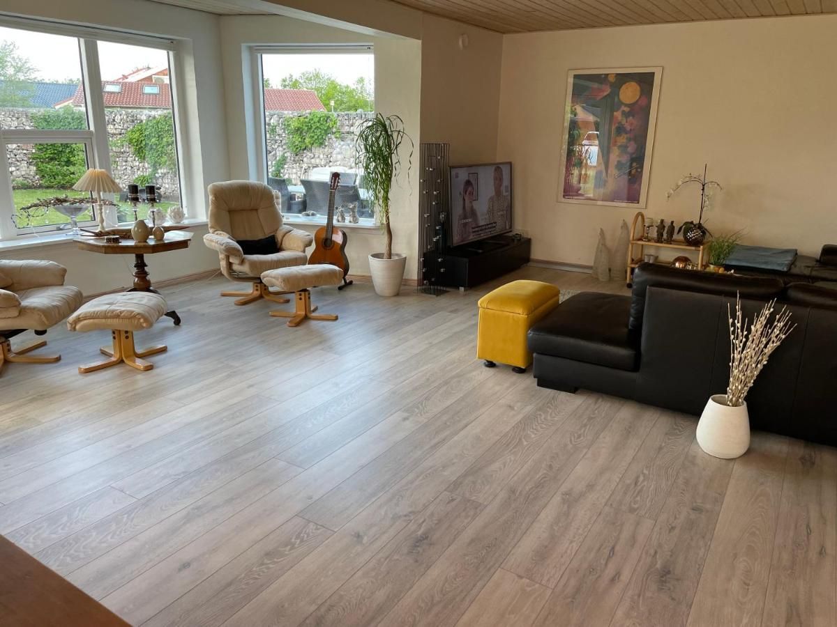 Sleep In Brande - Close By Herning, Legoland, Givskud Zoo – Brande