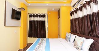 Oyo 9975 Hotel Asmeet - Kolkata - Bedroom