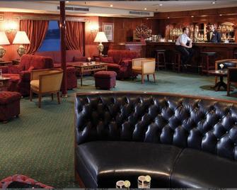Jaz Crown Prince Nile Cruise - Every Monday from Luxor for 07 & 04 Nights - Every Friday From Aswan for 03 Nights - Lúxor - Lounge