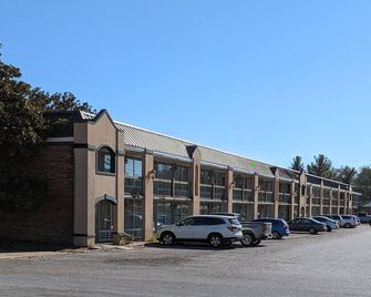 Americourt Extended Stays - Kingsport - Edificio