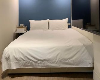 Fengjia Tonight Hostel - Taichung City