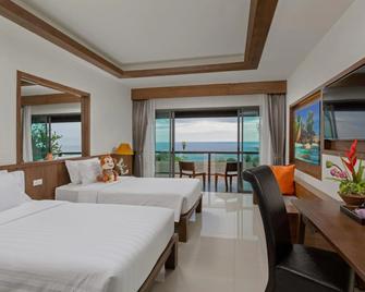 Secret Cliff Resort & Restaurant - Sha Plus - Karon - Makuuhuone