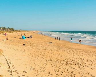 Casa Equipada Para 6 Wi-Fi Parking Gratis Y Playa A Pocos Minutos - El Palmar - Beach