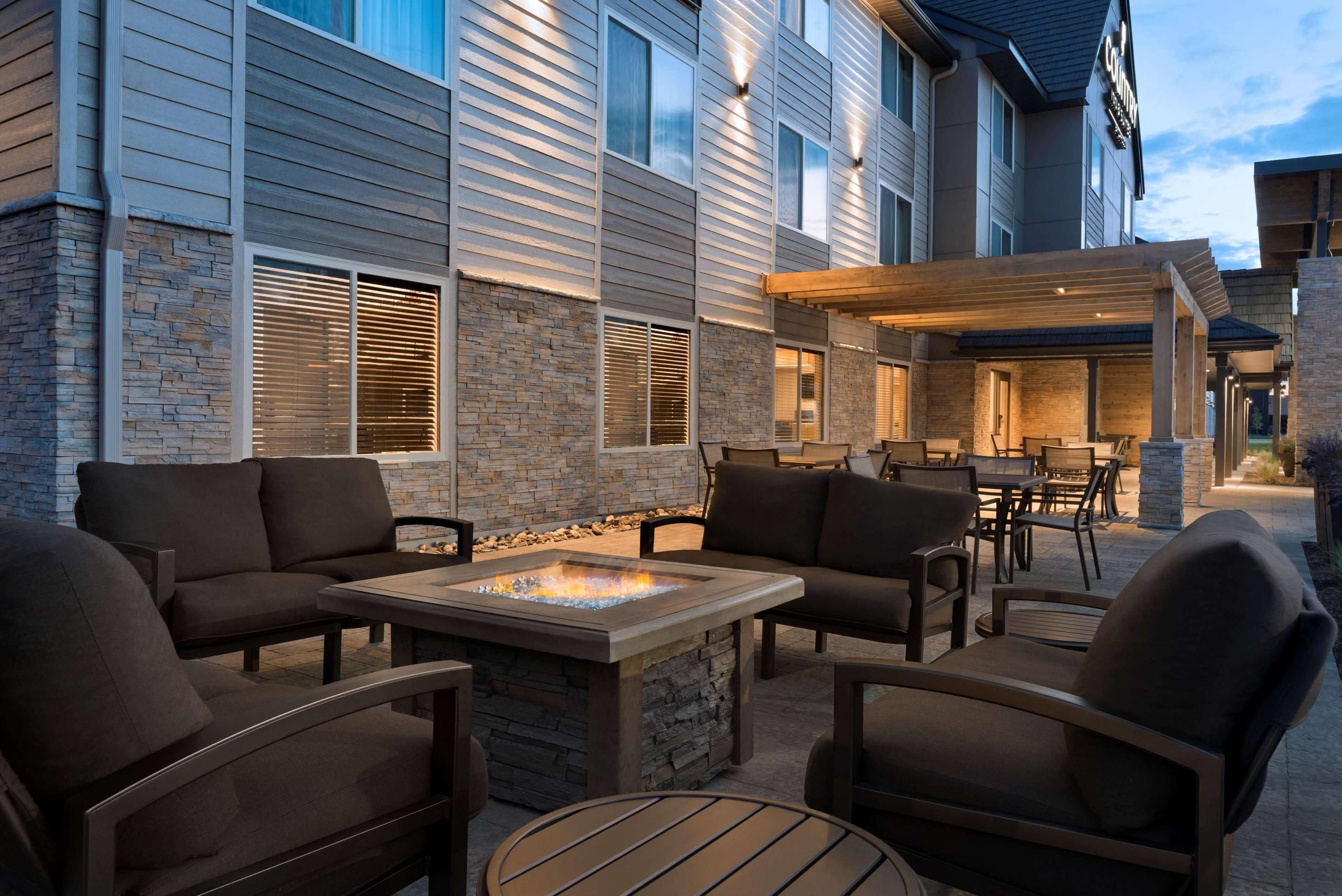 Country Inn & Suites by Radisson, St. Cloud West - St. Cloud - Majoituspaikan palvelut