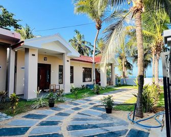 Sound Sleep Resort - Arugam