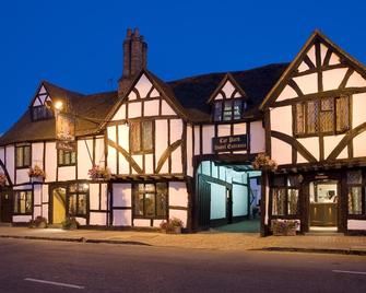 Kings Arms Hotel - Amersham - Building