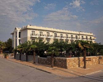 Danai Hotel - Олімпіакі Акті - Будівля