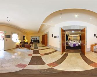 Fiesta Inn Cuernavaca - Cuernavaca - Lobby