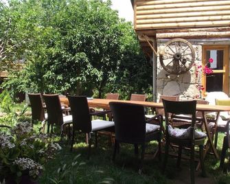 Konak Lapeistra Hotel - Çamlibel - Patio