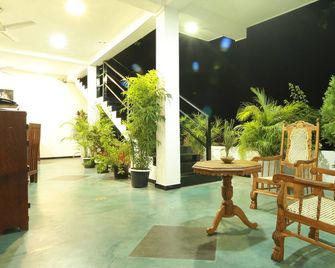 Hotel Baywatch - Galle - Lobby