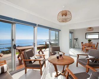 Ocean St 8 - Fishermans Bay - Anna Bay - Sala de estar