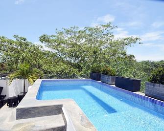 Casmar - 1 - Puerto Vallarta - Pool