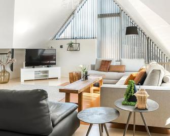 Unwind in this modern villa in Friesland - Rijs - Sala de estar