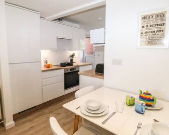 Sparrow Cottage - Keswick - Kitchen