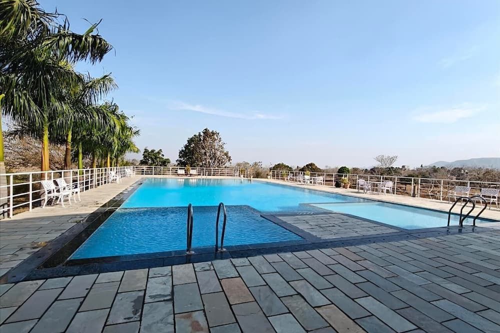 Turban Aarambagh Resort and Spa, Kumbhalgarh - Ranakpur - Басейн
