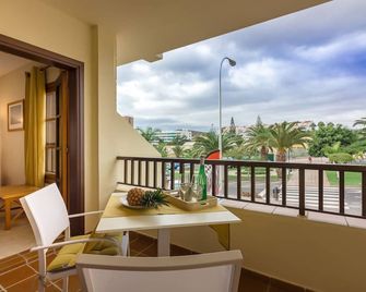 Klayman Olivina Aparthotel - Los Cristianos - Balkon