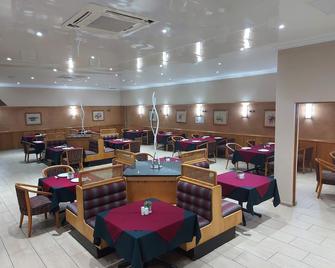 Midway Inn - Middelburg - Restaurace