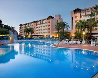 H10 Salauris Palace - Салоу - Басейн