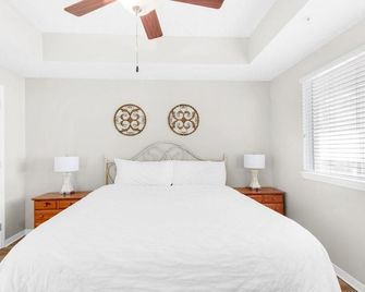 Destin West Gulfside #212 - Fort Walton Beach - Bedroom