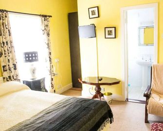 The Orchard Bed & Breakfast - Newcastle West - Bedroom