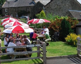 The Miners Arms - Hope Valley - Building