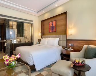 The Mirador - Mumbai - Bedroom