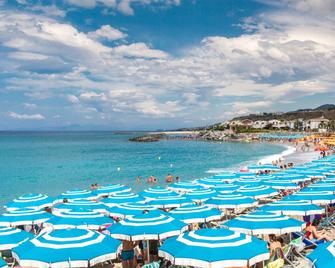 Hotel La Castellana - Belvedere Marittimo - Beach