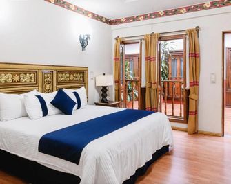 Mision Patzcuaro Centro Historico - Patzcuaro