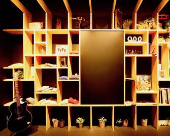 Namba Guesthouse Hive - Hostel - Osaka