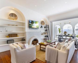 Clifton Yolo Spaces - Clifton Sea View Apartments - Le Cap - Salon