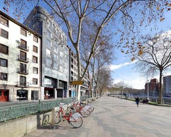 Barceló Bilbao Nervión - Bilbao - Vista del exterior