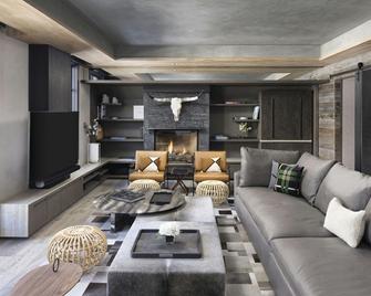 Four Seasons Resort Vail - Vail - Living room