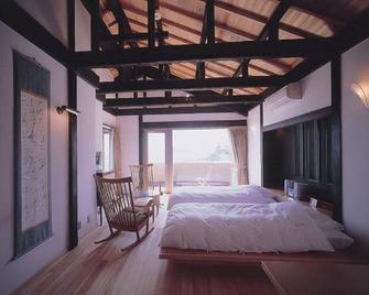 Tsukino Nagisa - Tahara - Bedroom