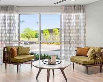 Fairfield Inn & Suites by Marriott Hickory - Hickory - Living room