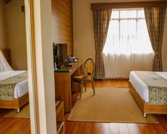 Maanzoni Lodge - Athi River - Habitación