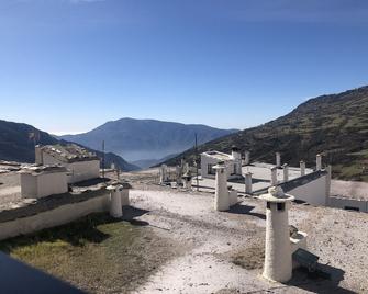 Hotel Real de Poqueira - Capileira - Gebäude