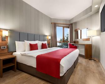 Ramada by Wyndham Van - ואן - חדר שינה