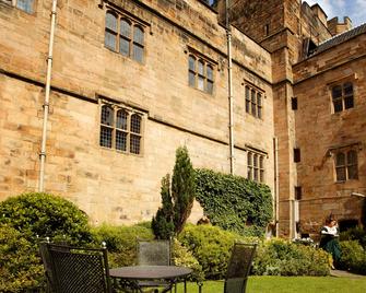 Lumley Castle Hotel - Durham - Patio