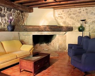 Albergue Turistico Via De La Plata - Baños de Montemayor - Sala de estar