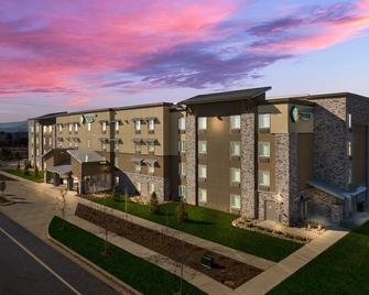 Woodspring Suites Fort Collins - Fort Collins - Building