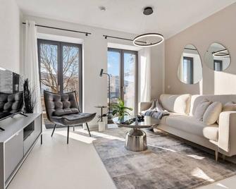 Stuttgart Lux Living - Stilvolles Wohnen Im Zentrum - שטוטגרט - סלון