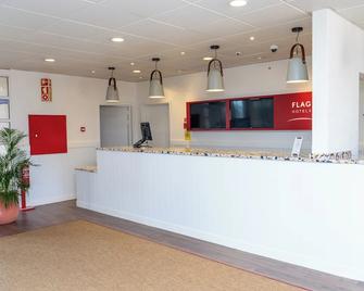 Flag Hotel Lisboa Oeiras - Oeiras - Recepce