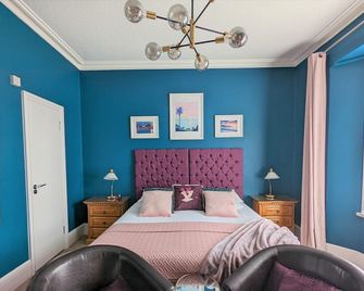 Villa Marina - Torquay - Bedroom
