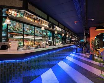Hotel 1843 Reading - Ρέντινγκ - Bar