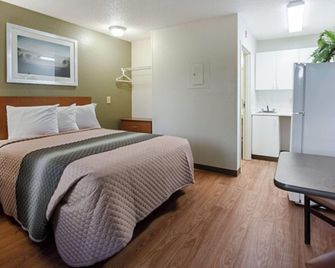 Suburban Studios Winston Salem-University Parkway - Winston-Salem - Ložnice