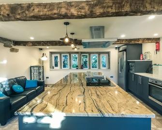 Luxury traditional stone farmhouse in Saddleworth - Oldham