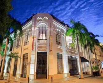 Hotel Republicano 1910 - Girardot - Edificio